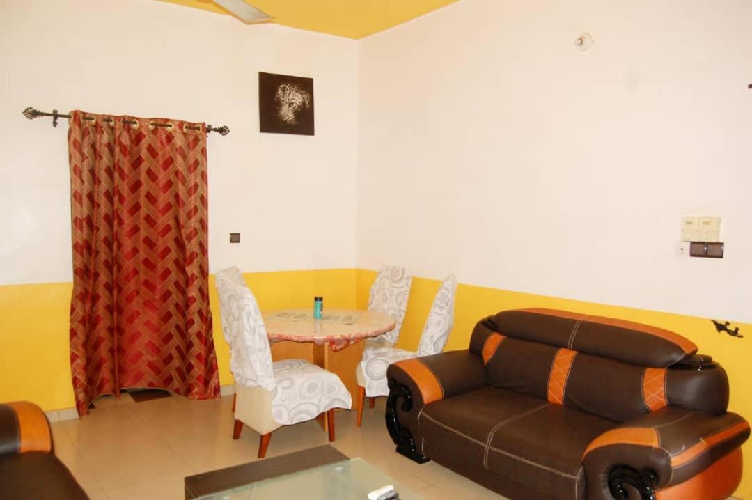 Residences Aske Abomey-Calavi エクステリア 写真